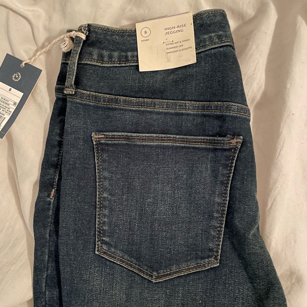 Universal Thread size 8 short